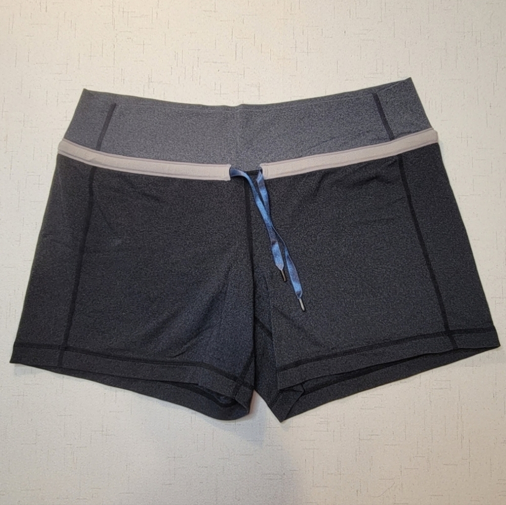 Lululemon Knock Out Shorts